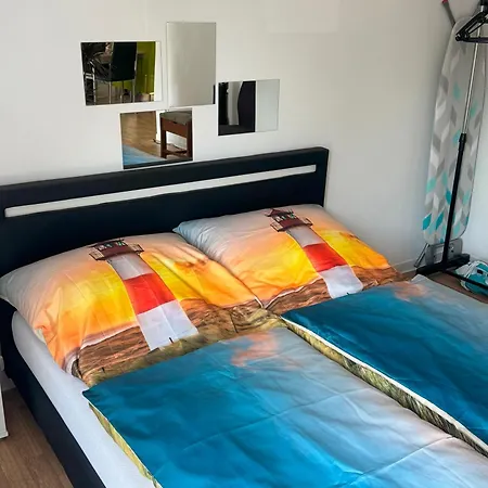 Schoenes In Oldenburg-osternburg Όλντεμπουργκ